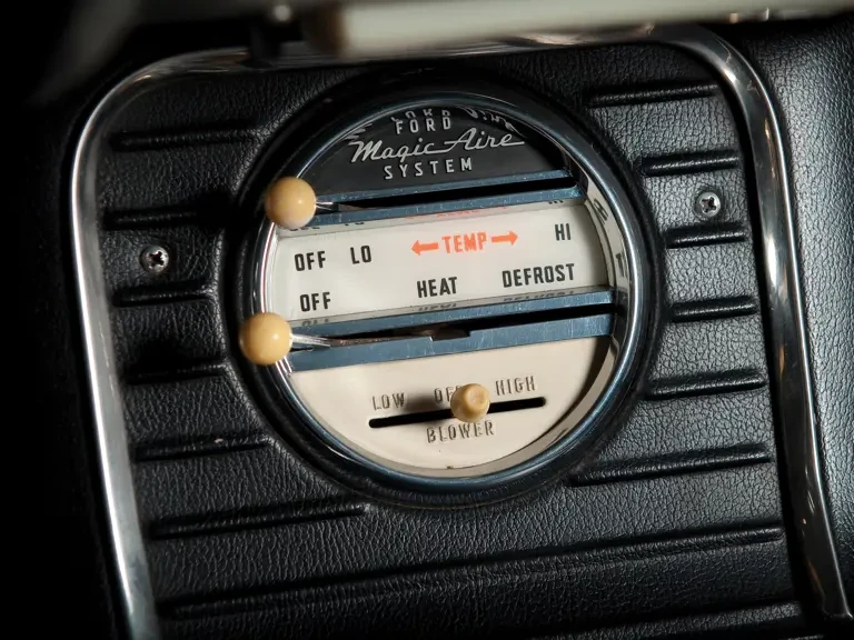 1960 Ford Thunderbird 2nd Gen - Image 10 of 26