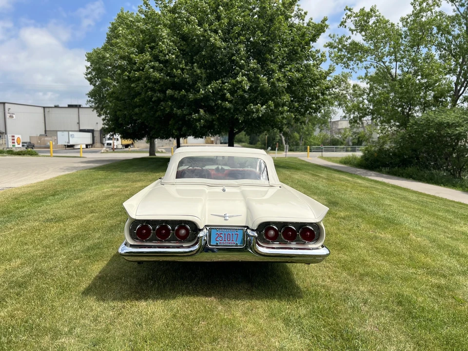 1960 Ford Thunderbird 2nd Gen - Image 11 of 31