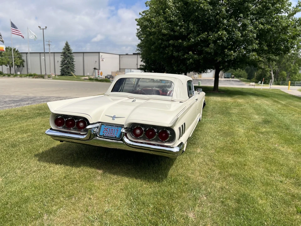1960 Ford Thunderbird 2nd Gen - Image 14 of 31