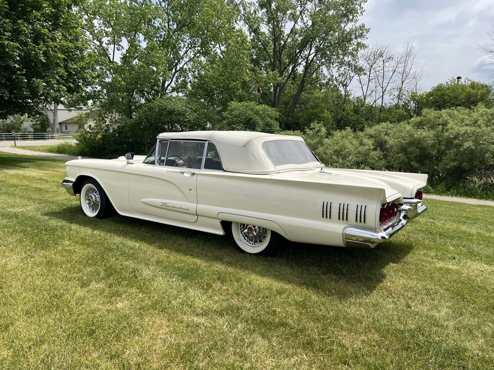 1960 Ford Thunderbird 2nd Gen - Image 8 of 31