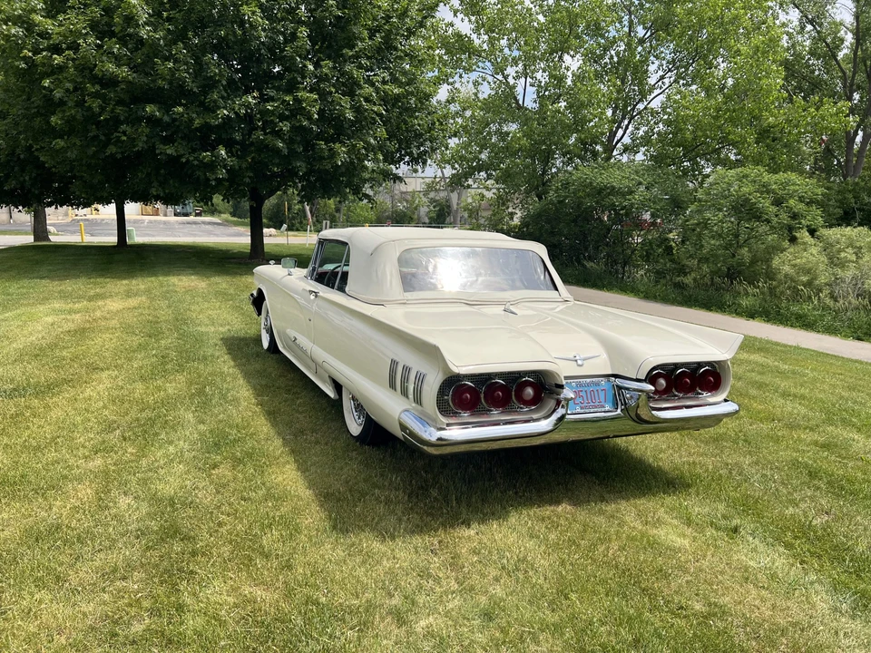 1960 Ford Thunderbird 2nd Gen - Image 9 of 31