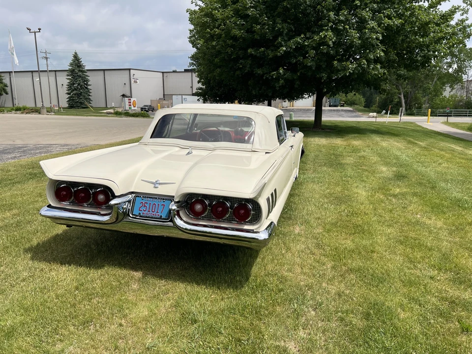1960 Ford Thunderbird 2nd Gen - Image 15 of 31