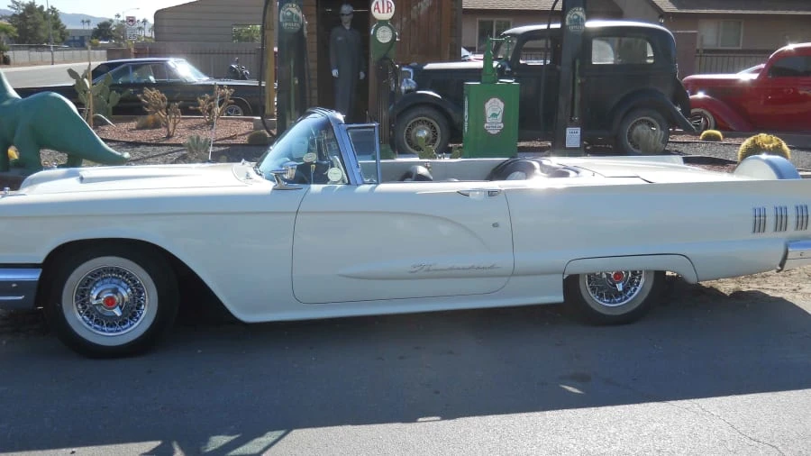 1960 Ford Thunderbird 2nd Gen - Image 6 of 16