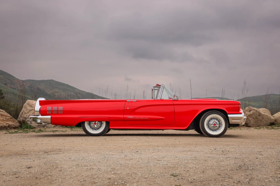 1960 Ford Thunderbird 2nd Gen - Image 9 of 31