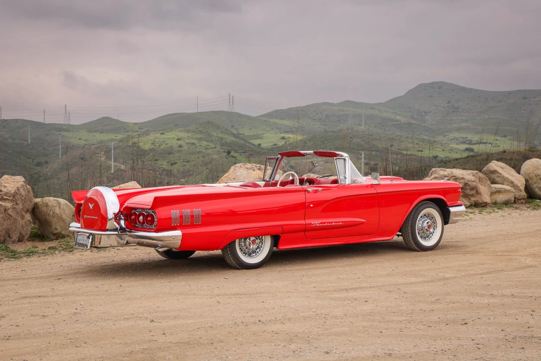 1960 Ford Thunderbird 2nd Gen - Image 10 of 31