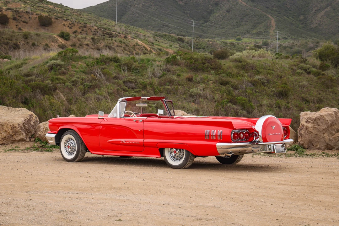 1960 Ford Thunderbird 2nd Gen - Image 16 of 31