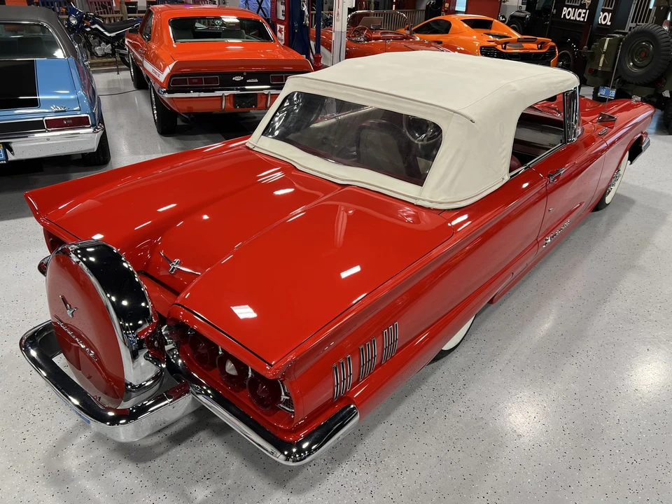 1960 Ford Thunderbird 2nd Gen - Image 13 of 31