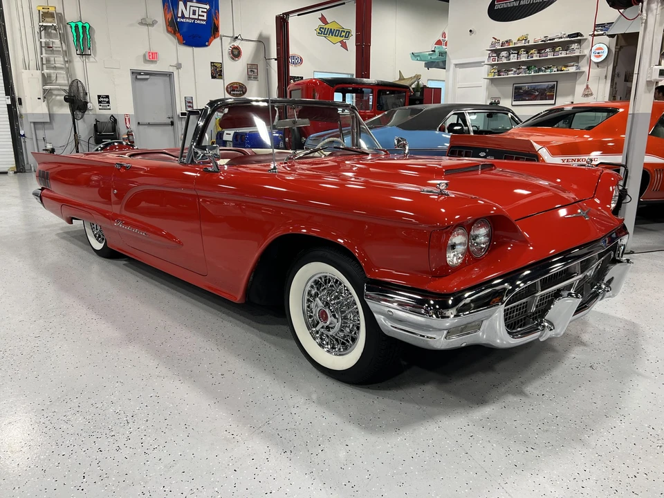 1960 Ford Thunderbird 2nd Gen - Image 16 of 31