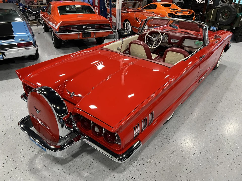 1960 Ford Thunderbird 2nd Gen - Image 28 of 31