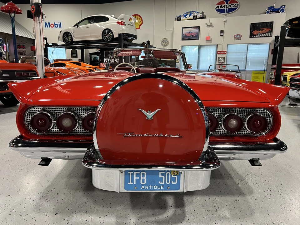 1960 Ford Thunderbird 2nd Gen - Image 24 of 31