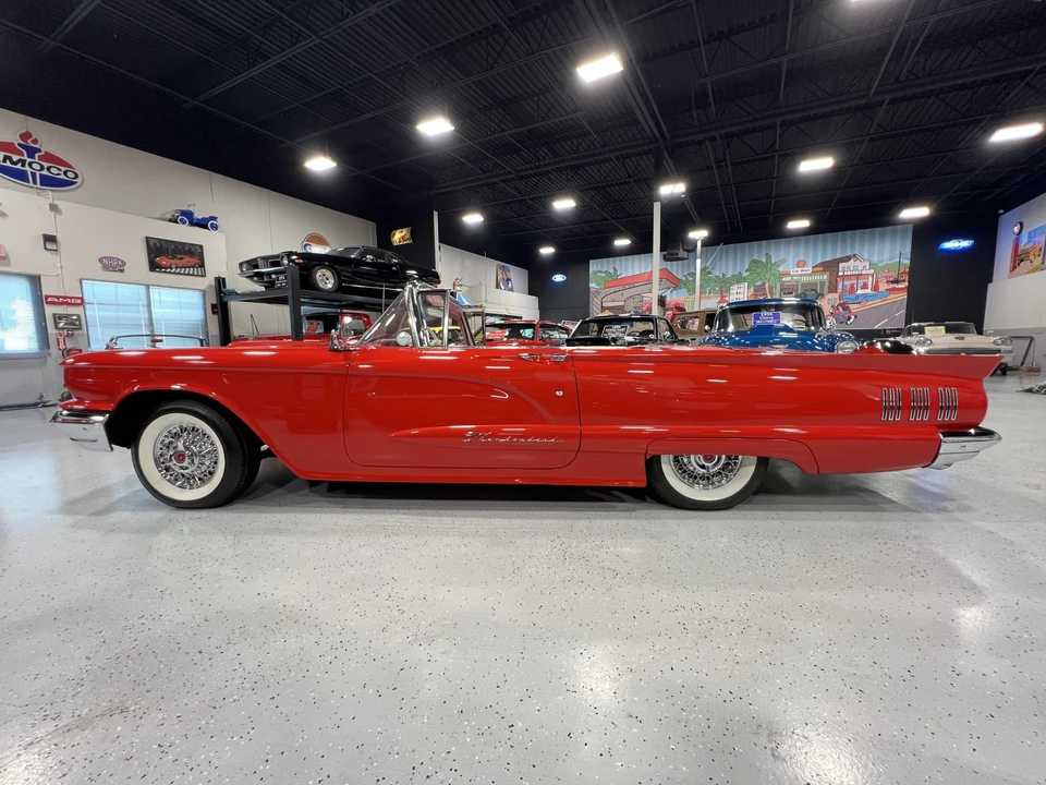 1960 Ford Thunderbird 2nd Gen - Image 20 of 31