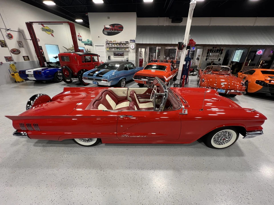 1960 Ford Thunderbird 2nd Gen - Image 30 of 31