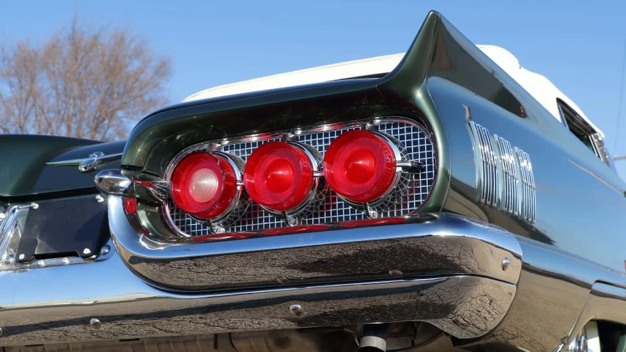 1960 Ford Thunderbird 2nd Gen - Image 9 of 12