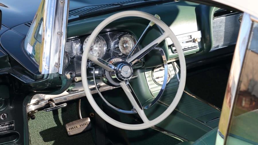 1960 Ford Thunderbird 2nd Gen - Image 11 of 12