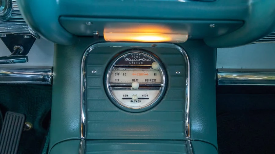 1960 Ford Thunderbird 2nd Gen - Image 11 of 20