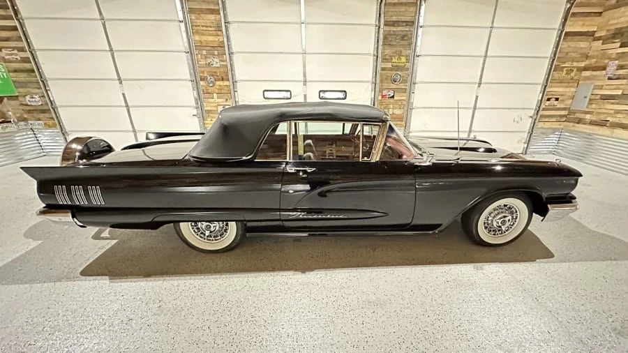 1960 Ford Thunderbird 2nd Gen - Image 12 of 23