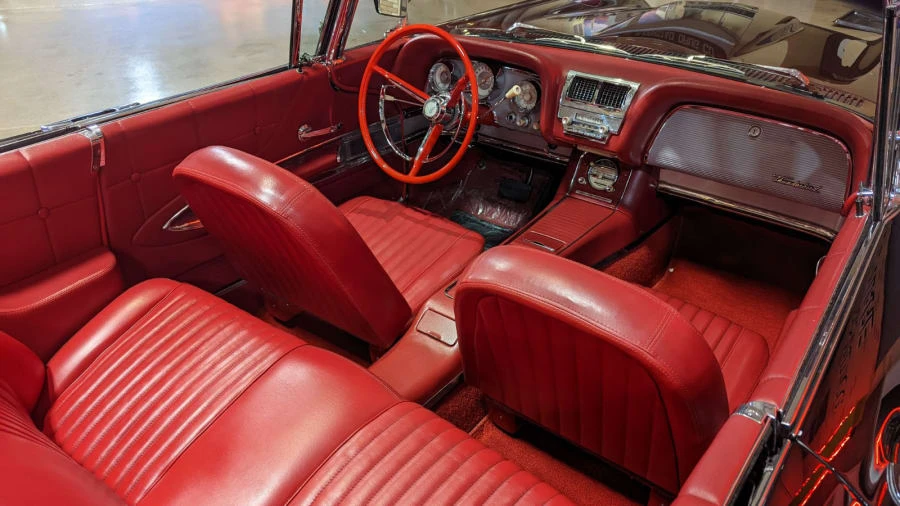 1960 Ford Thunderbird 2nd Gen - Image 4 of 8