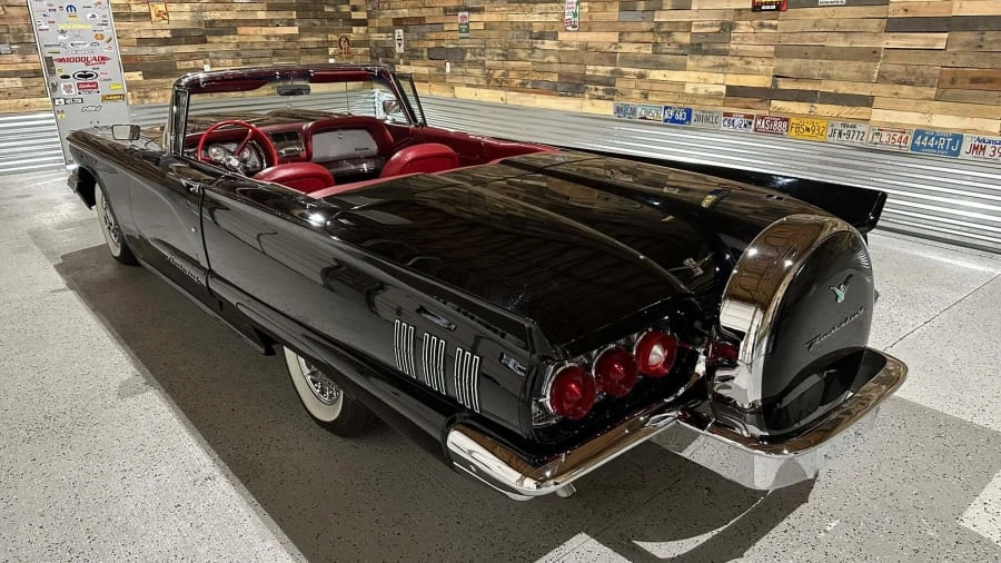 1960 Ford Thunderbird 2nd Gen - Image 8 of 23