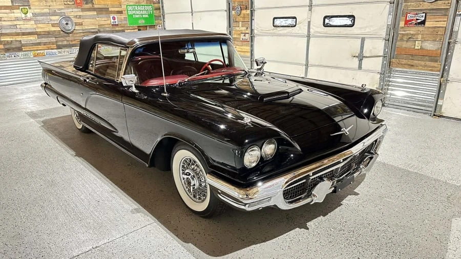1960 Ford Thunderbird 2nd Gen - Image 17 of 23
