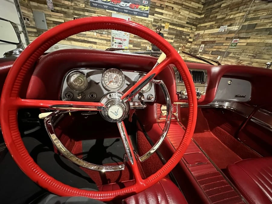 1960 Ford Thunderbird 2nd Gen - Image 19 of 23