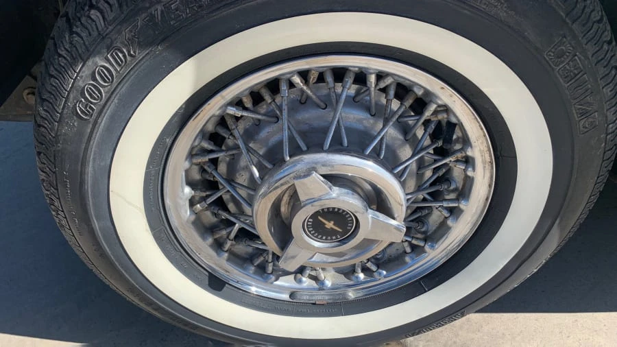 1960 Ford Thunderbird 2nd Gen - Image 12 of 23