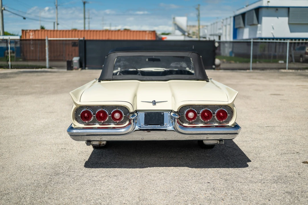 1960 Ford Thunderbird 2nd Gen - Image 20 of 31