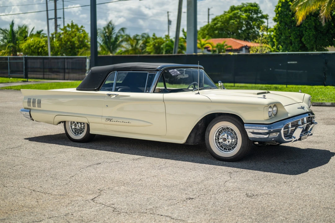 1960 Ford Thunderbird 2nd Gen - Image 28 of 31