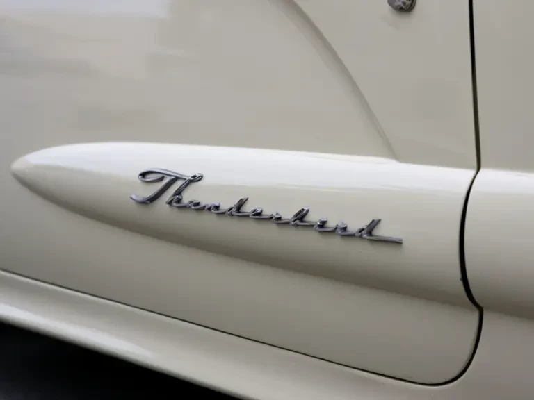 1960 Ford Thunderbird 2nd Gen - Image 14 of 31