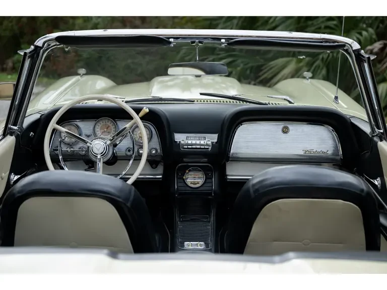 1960 Ford Thunderbird 2nd Gen - Image 30 of 31