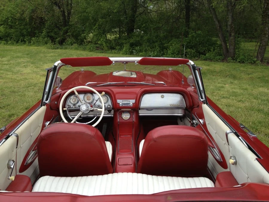 1960 Ford Thunderbird 2nd Gen - Image 5 of 8