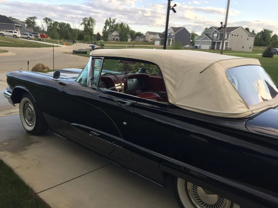 1960 Ford Thunderbird 2nd Gen - Image 7 of 12