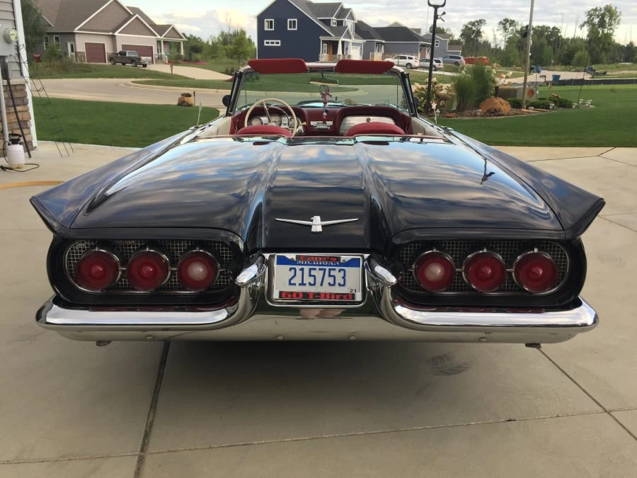 1960 Ford Thunderbird 2nd Gen - Image 10 of 12