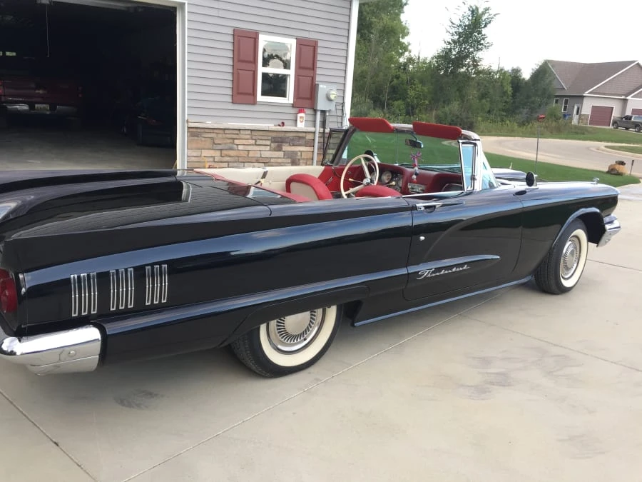 1960 Ford Thunderbird 2nd Gen - Image 11 of 12