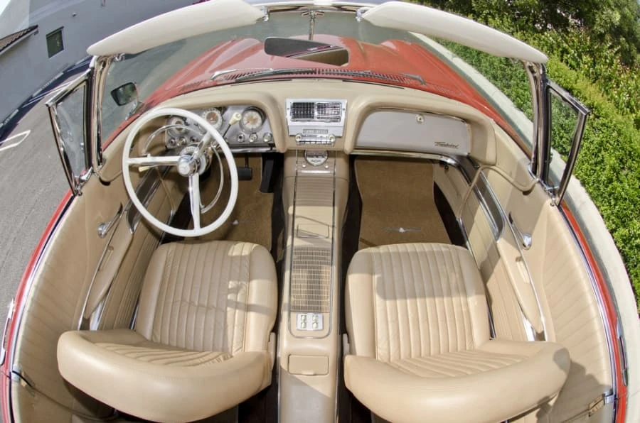 1960 Ford Thunderbird 2nd Gen - Image 4 of 10