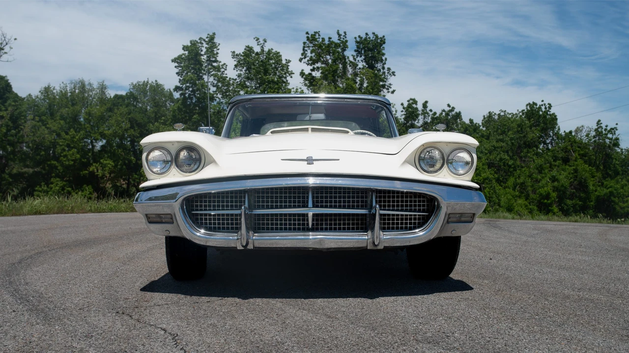 1960 Ford Thunderbird 2nd Gen - Image 4 of 31