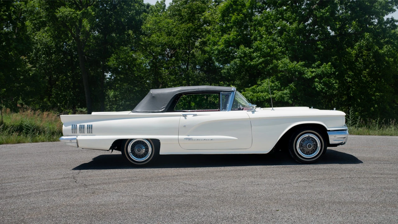 1960 Ford Thunderbird 2nd Gen - Image 7 of 31
