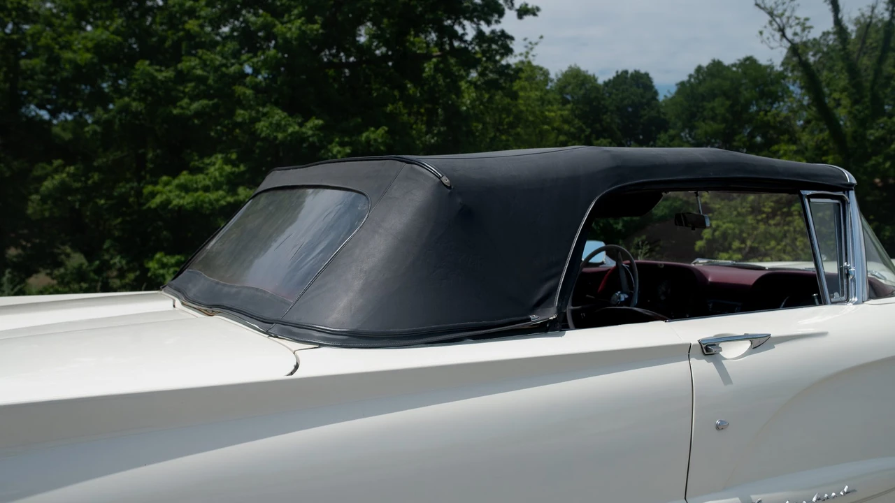 1960 Ford Thunderbird 2nd Gen - Image 28 of 31