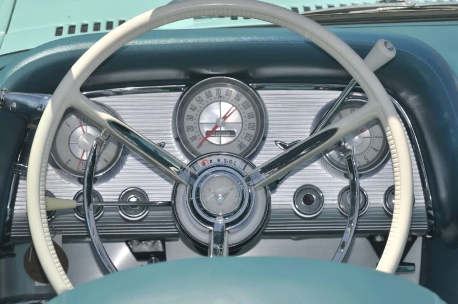 1960 Ford Thunderbird 2nd Gen - Image 5 of 8
