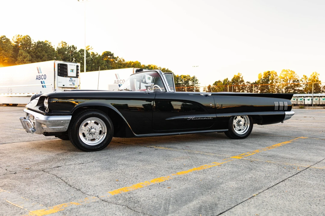 1960 Ford Thunderbird 2nd Gen - Image 25 of 31