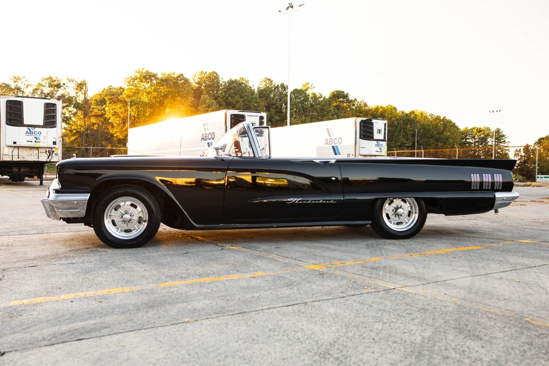 1960 Ford Thunderbird 2nd Gen - Image 24 of 31
