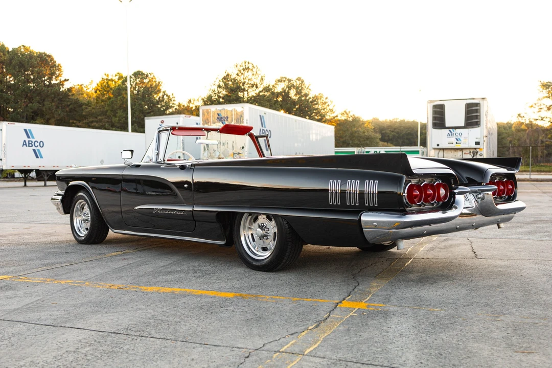 1960 Ford Thunderbird 2nd Gen - Image 21 of 31