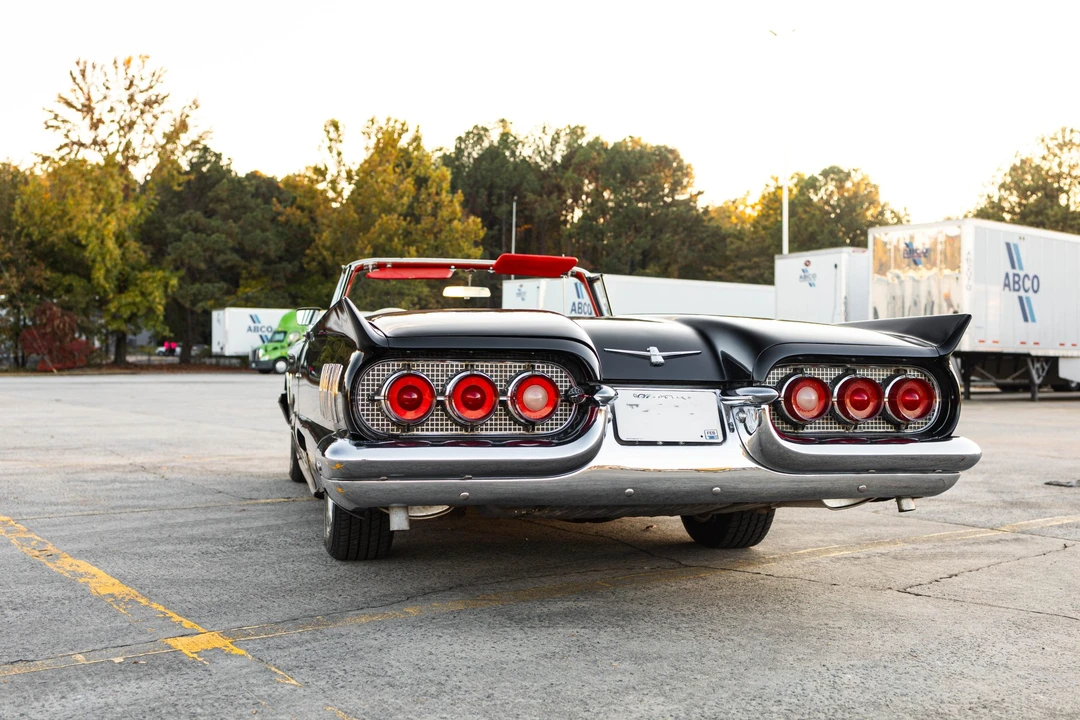 1960 Ford Thunderbird 2nd Gen - Image 19 of 31