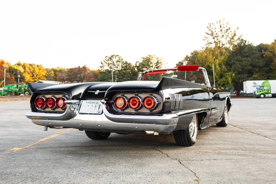 1960 Ford Thunderbird 2nd Gen - Image 16 of 31