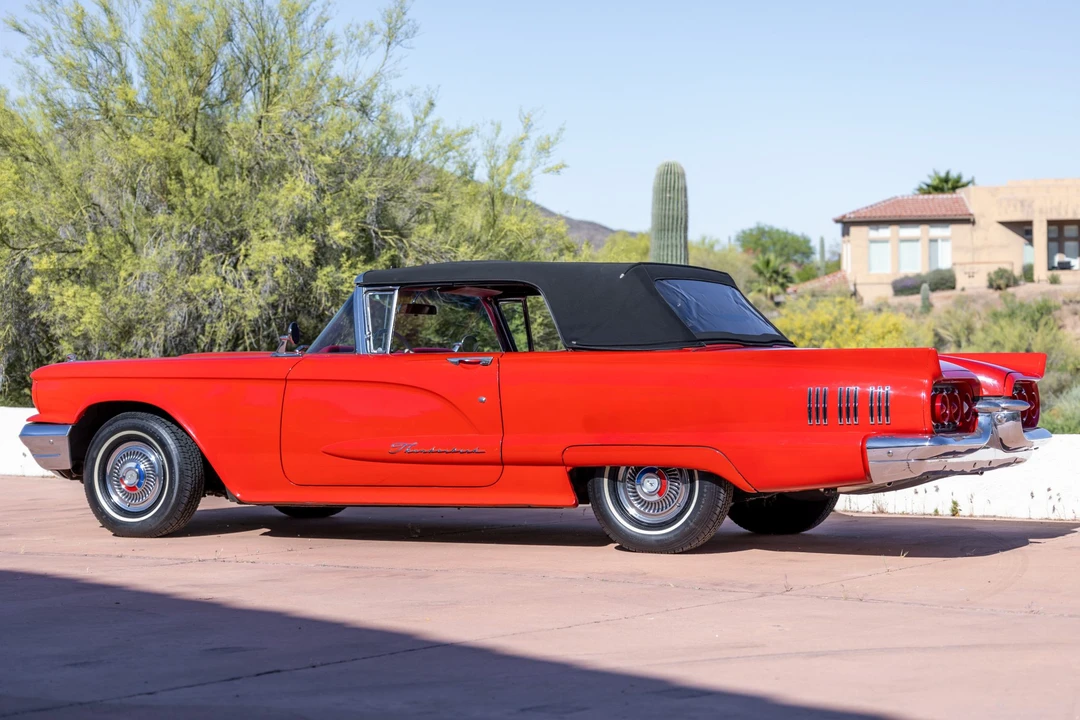 1960 Ford Thunderbird 2nd Gen - Image 15 of 31