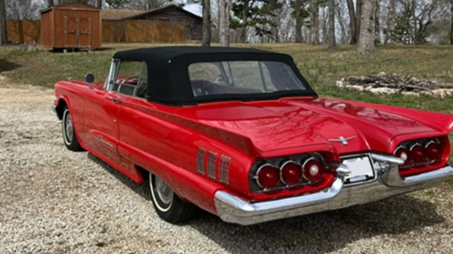 1960 Ford Thunderbird 2nd Gen - Image 5 of 10