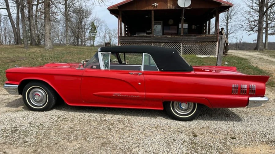 1960 Ford Thunderbird 2nd Gen - Image 4 of 10