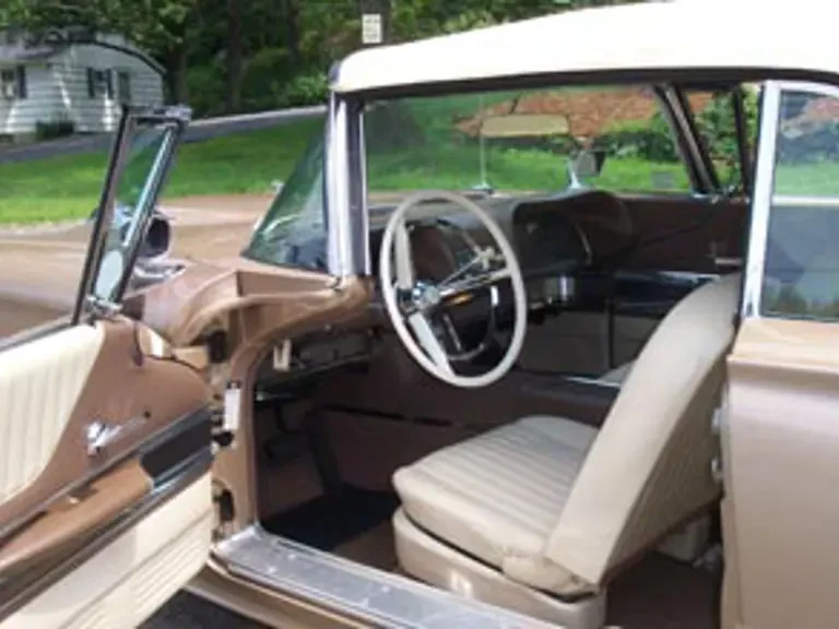 1960 Cadillac Series 61 - Image 5 of 10