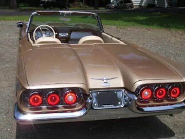 1960 Cadillac Series 61 - Image 9 of 10