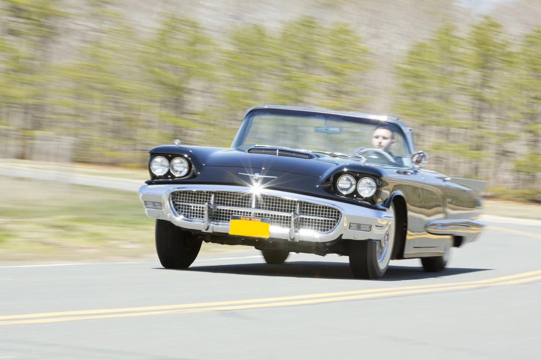 1960 Ford Thunderbird 2nd Gen - Image 10 of 31