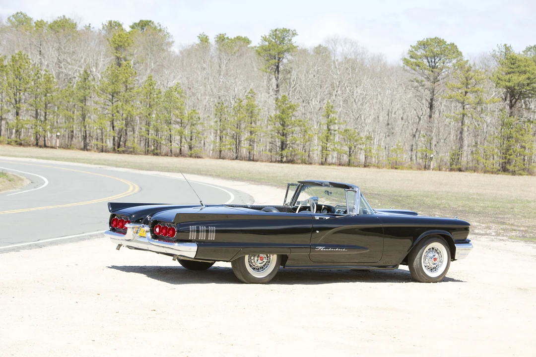 1960 Ford Thunderbird 2nd Gen - Image 20 of 31